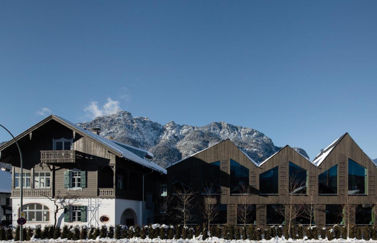 Hotel Quartier - Ueber Nacht In Besonderer Architektur Garmisch-Partenkirchen Exterior foto